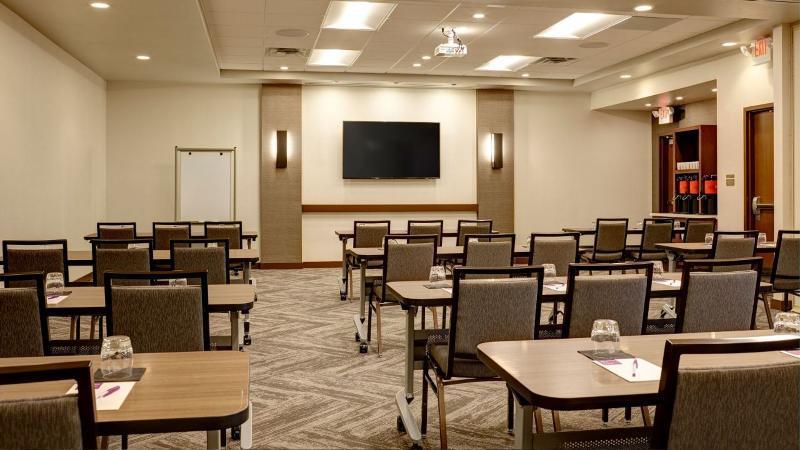 Hyatt Place Madison/Verona Экстерьер фото